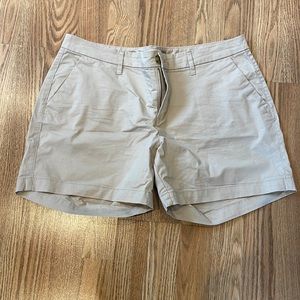 Old Navy size 12 tan shorts